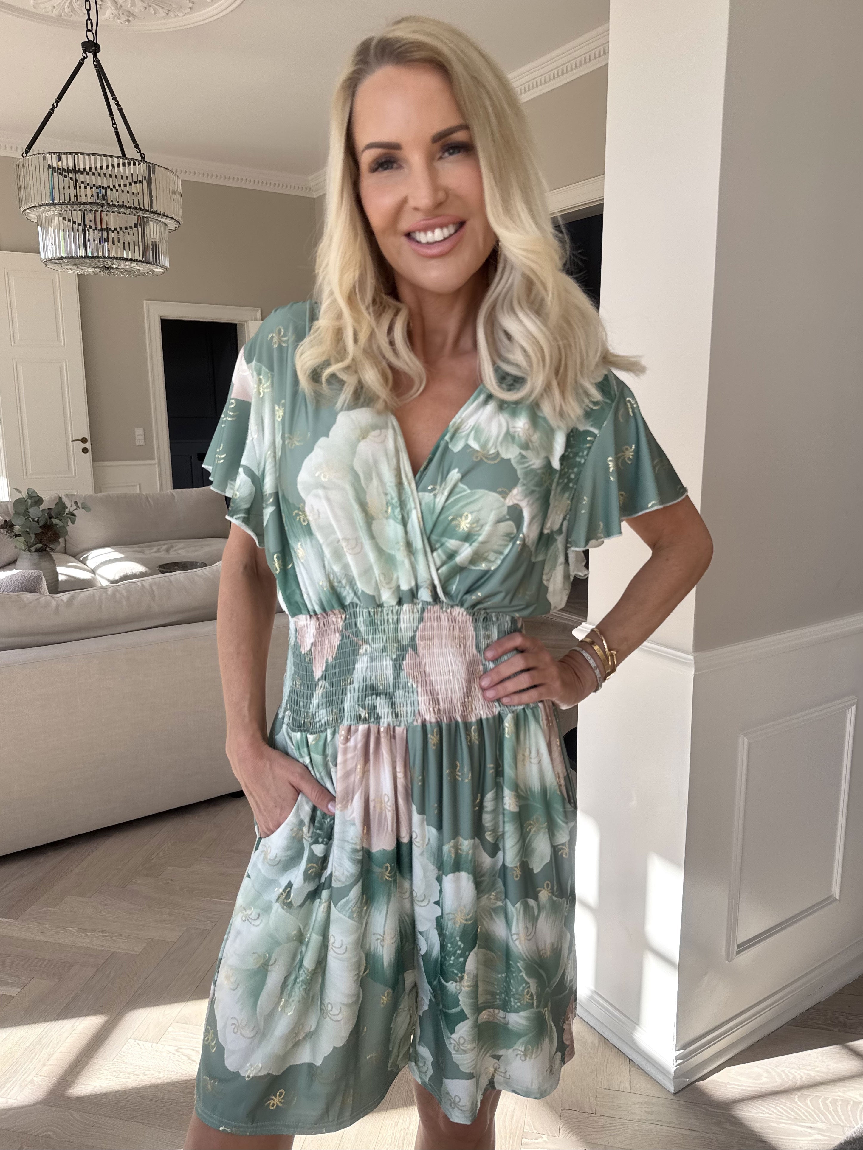Pams Peony Playsuit - Jumpsuit med resår och blommigt tryck